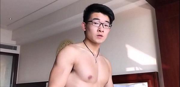  Cute Muscled Asian Twink